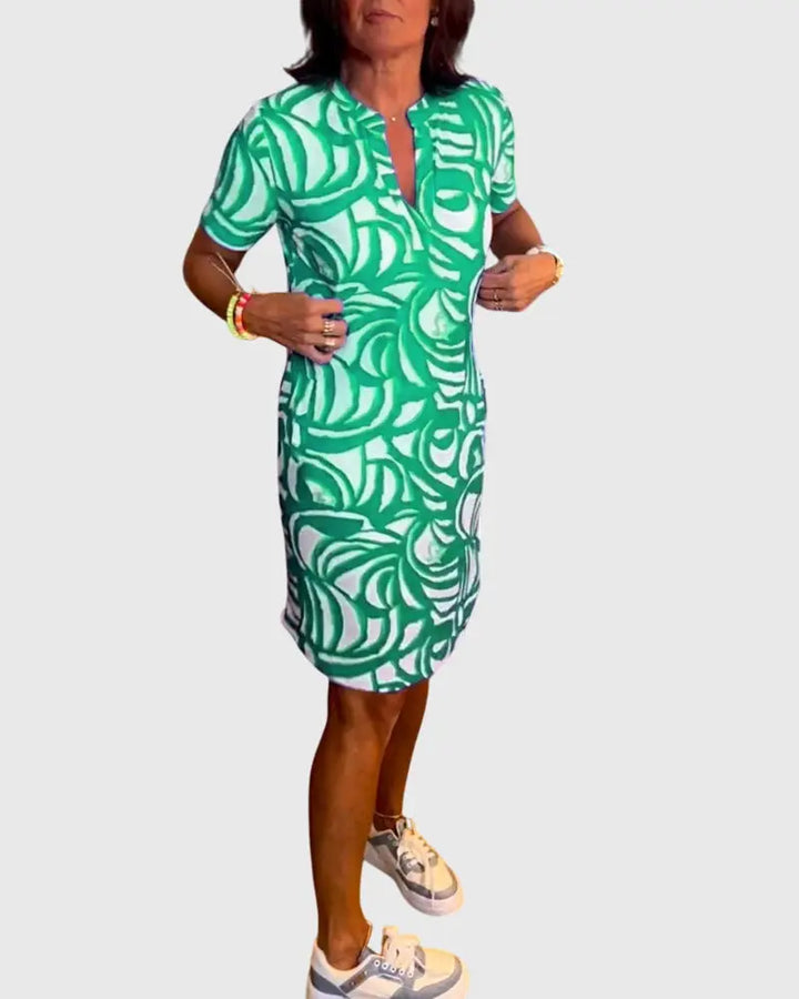 Elle™ | Flattering Avenue Walk Dress Clara Monroe