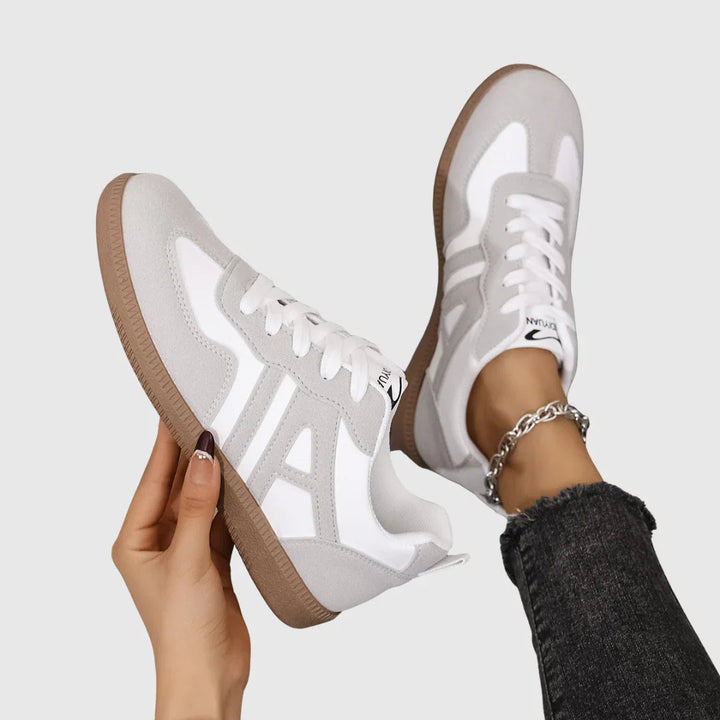 Delyziah | Orthopedic Sneakers Clara Monroe
