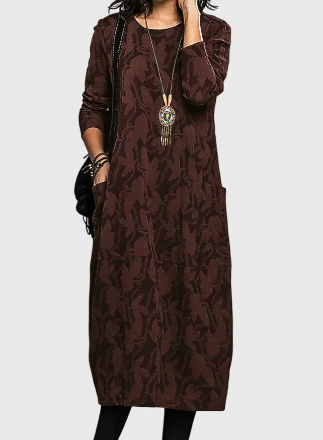 Victoria | Casual Round-Neck Dress Clara Monroe