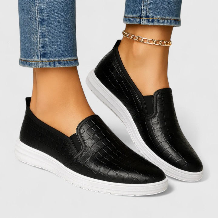 Zhielle | Supportive Style Loafers Clara Monroe