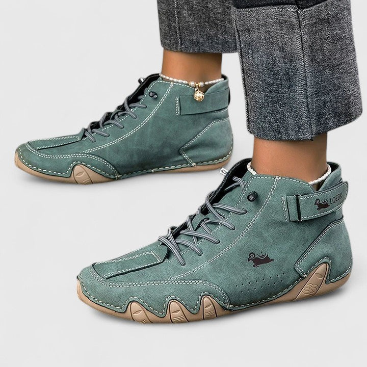 Halyviora | Orthopedic Boots Clara Monroe