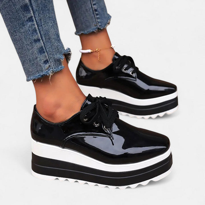 Chiara  Orthopedic Platform Derby Clara Monroe