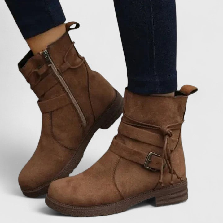 Emily | Sophisticated Boots Clara Monroe