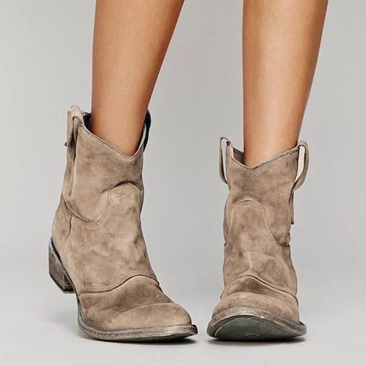 Camellia | Stylish Cowboy Boots Clara Monroe