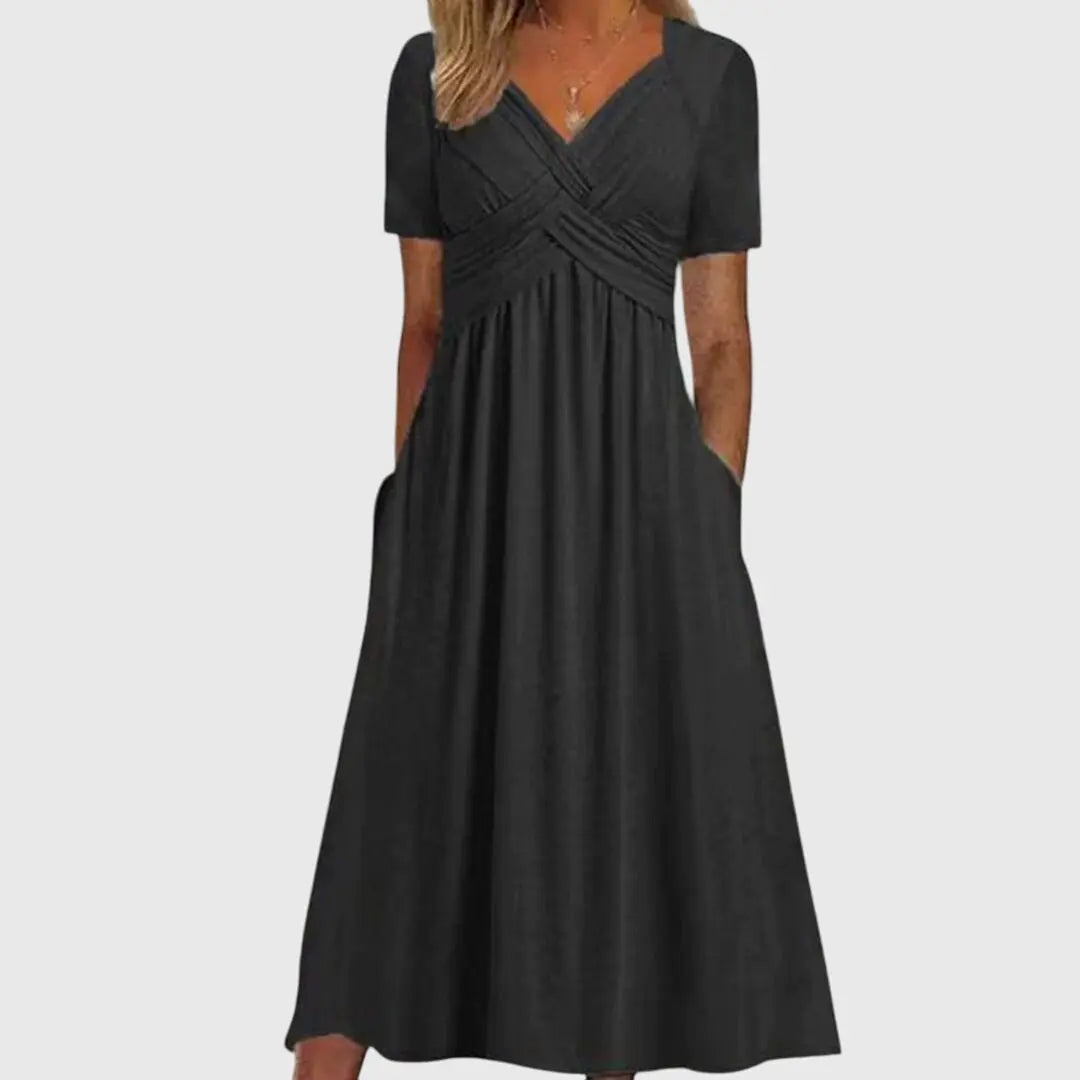 Amanda - Flattering Dress Clara Monroe