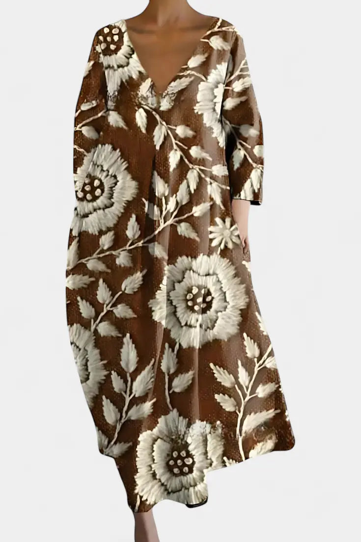 Isalinde | Comfortable V-neck Dress Clara Monroe