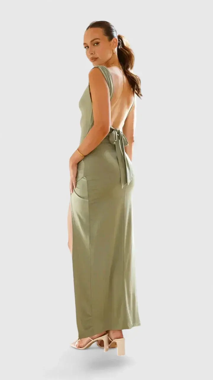 Coralya™ | Elegant Maxi Dress Clara Monroe