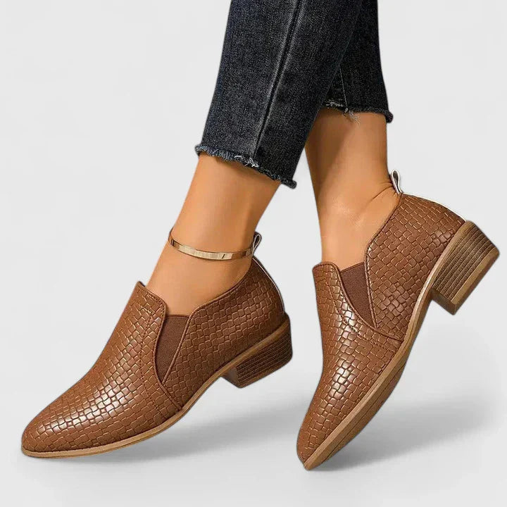 Violeandra | Orthopedic Shoes Clara Monroe