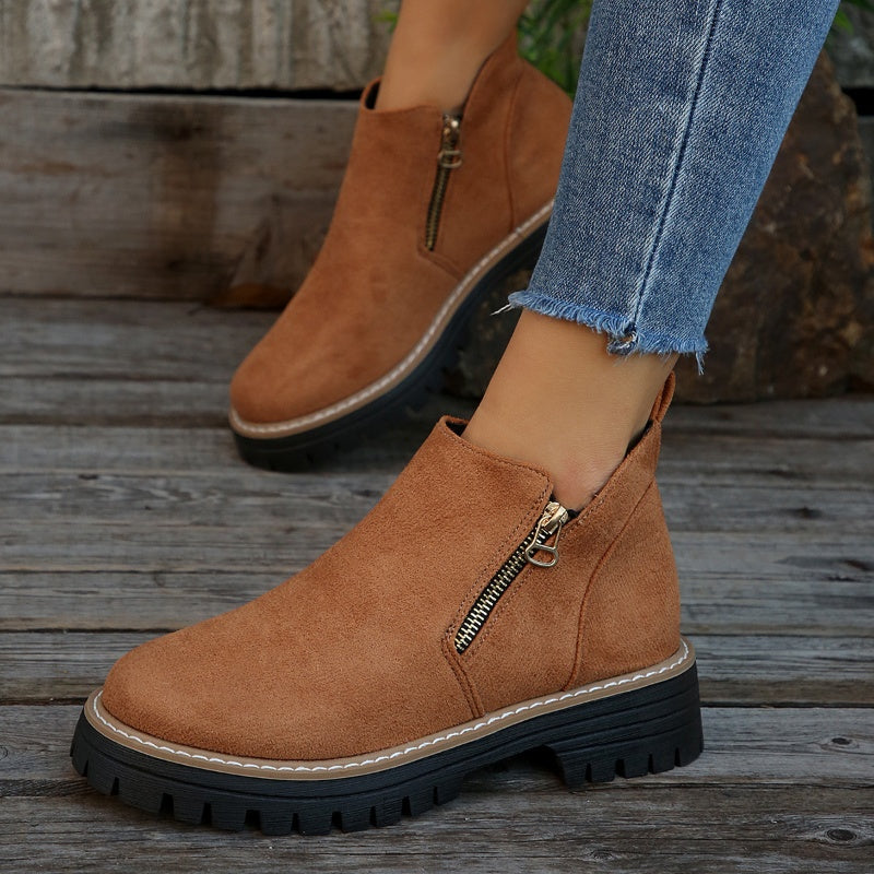Thalyanna | Orthopedic Boots Clara Monroe